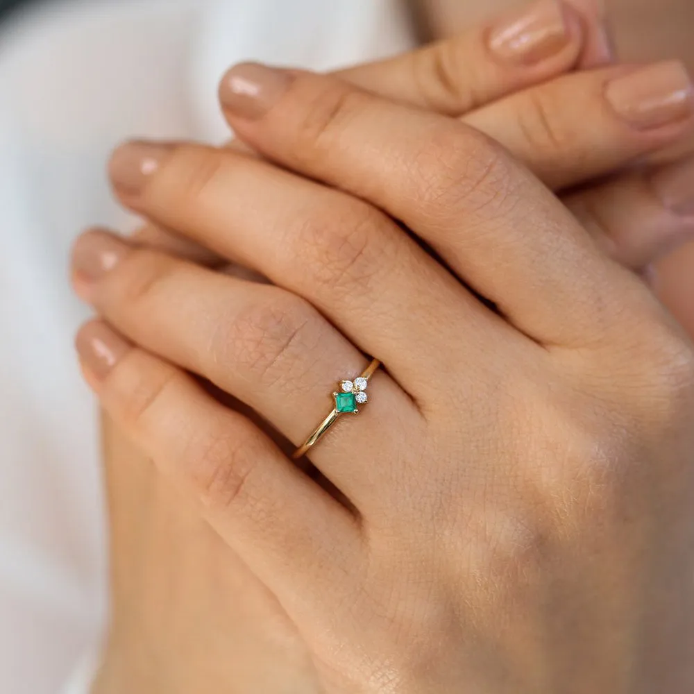 14K Dainty Princess Cut Emerald and Diamond Ring