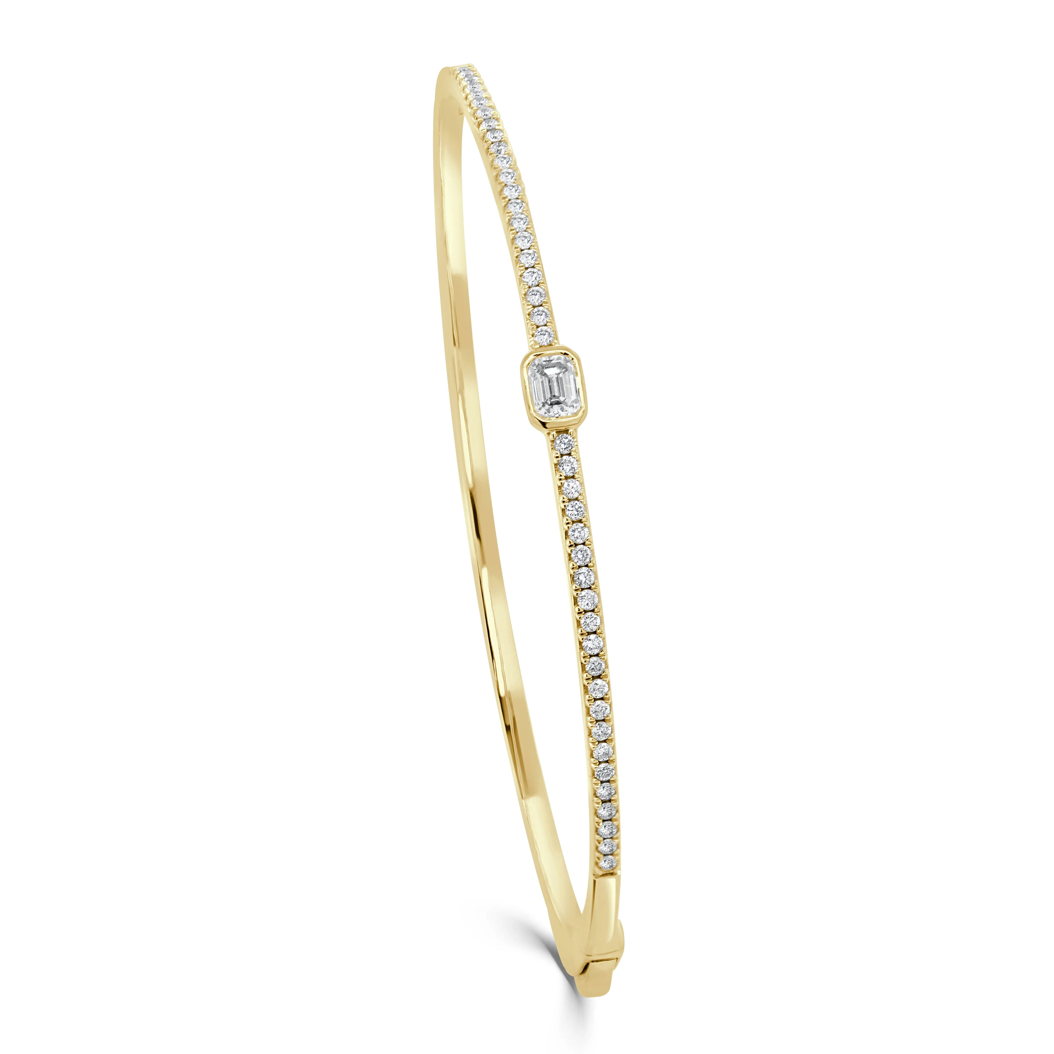 14K Gold Round & Emerald Cut Diamond Bracelet - 0.39ct