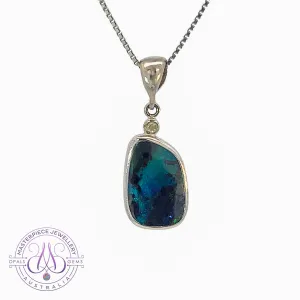18kt White Gold Boulder Opal 2.58ct and diamond pendant