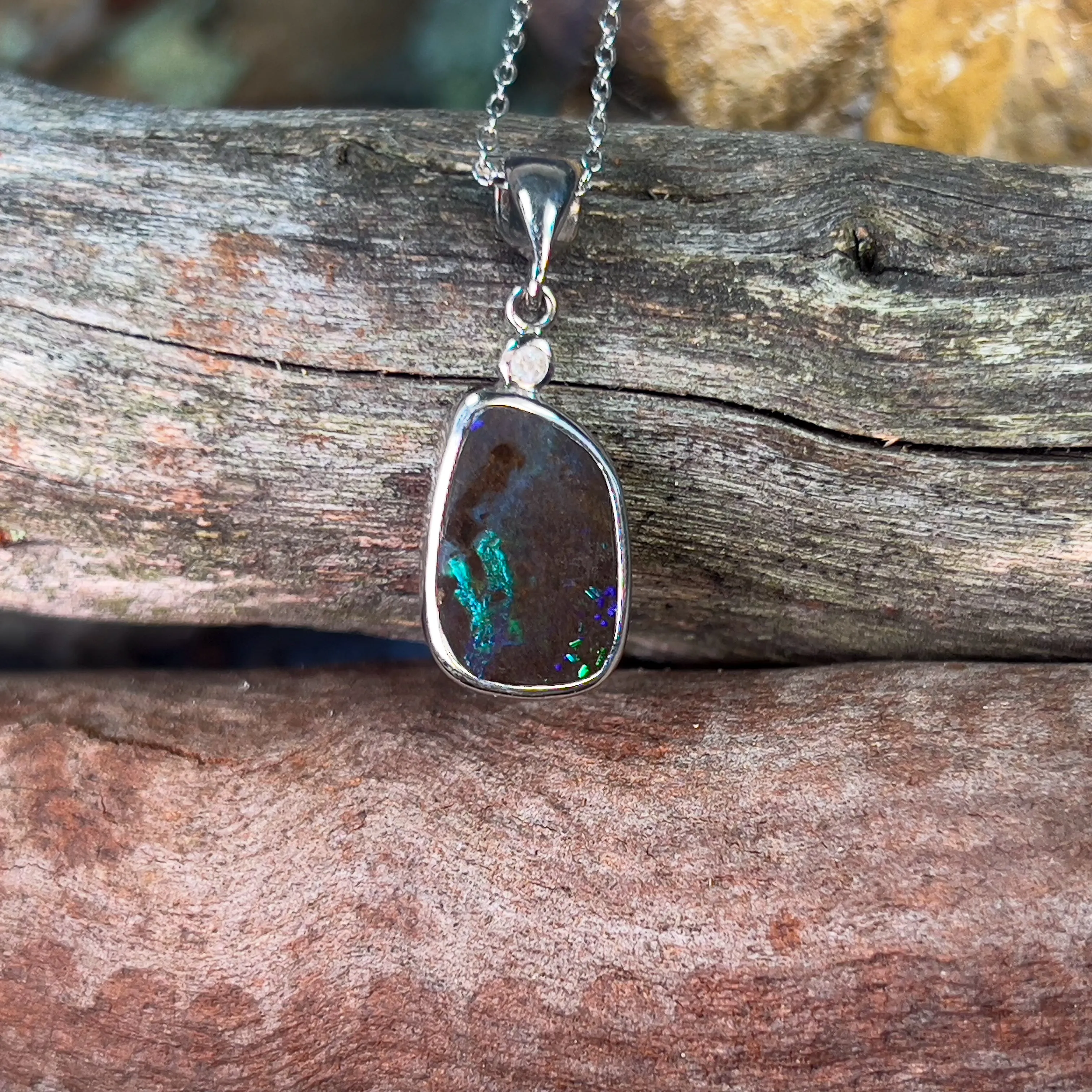 18kt White Gold Boulder Opal 2.58ct and diamond pendant