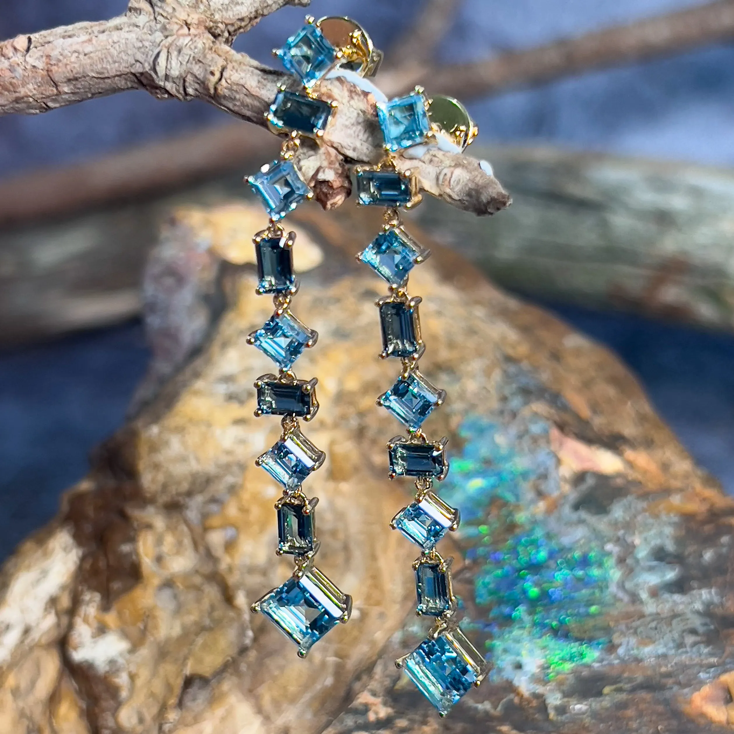 18kt Yellow Gold Long Drop style earrings Blue Topaz