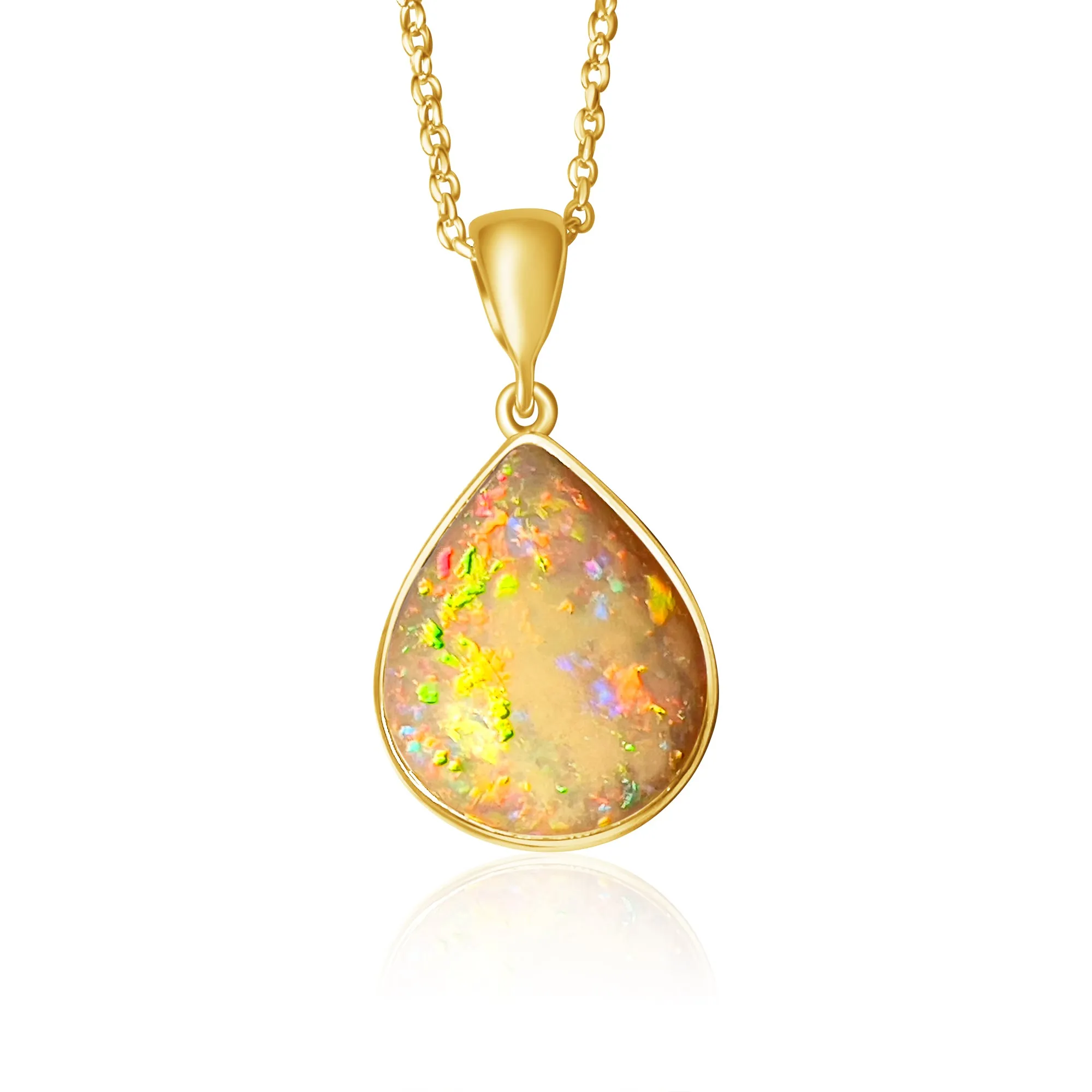18kt Yellow Gold pearshape 4.25ct White Opal pendant