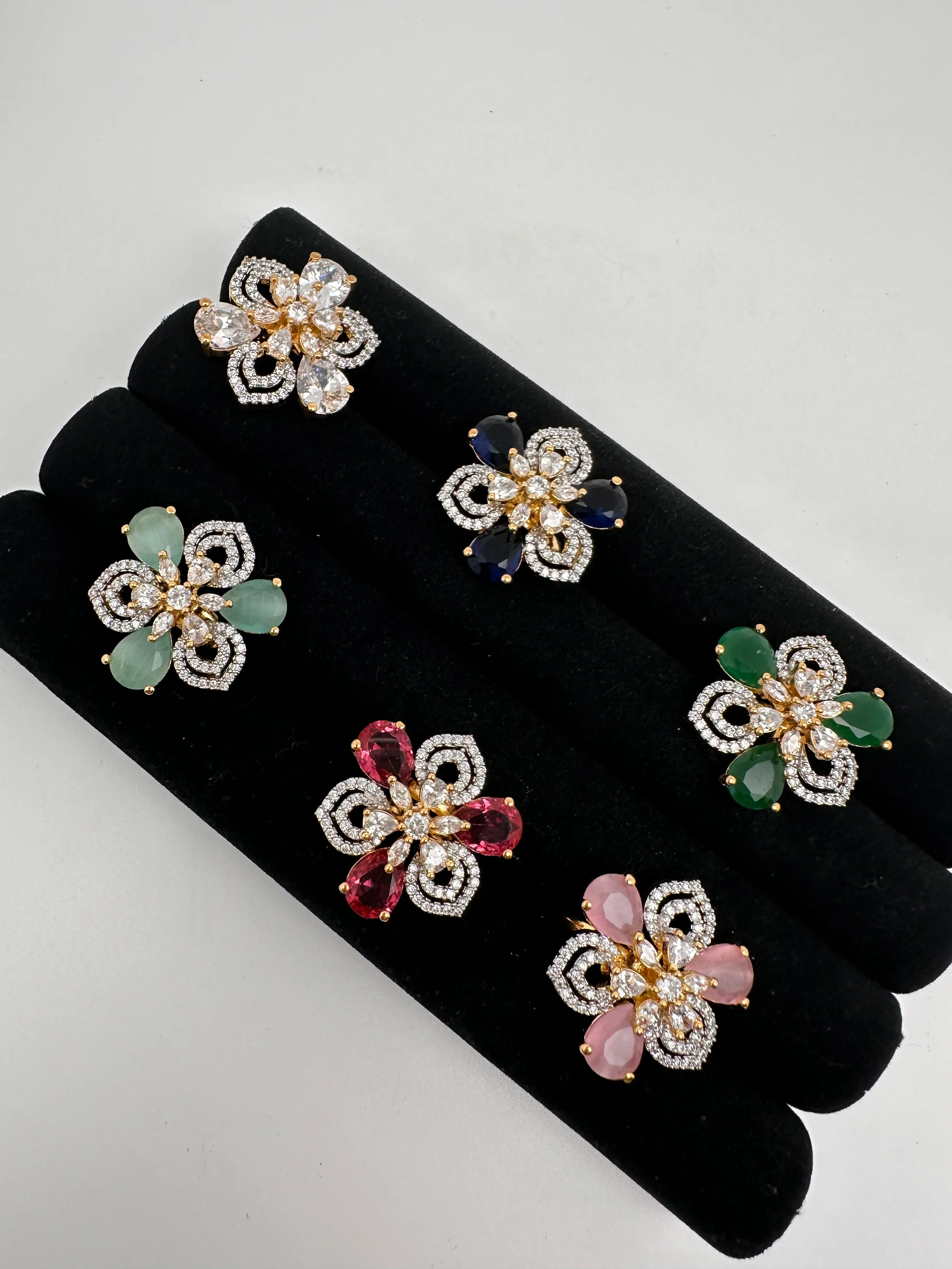 AD Gold Adjustable Color Stone Cocktail Ring