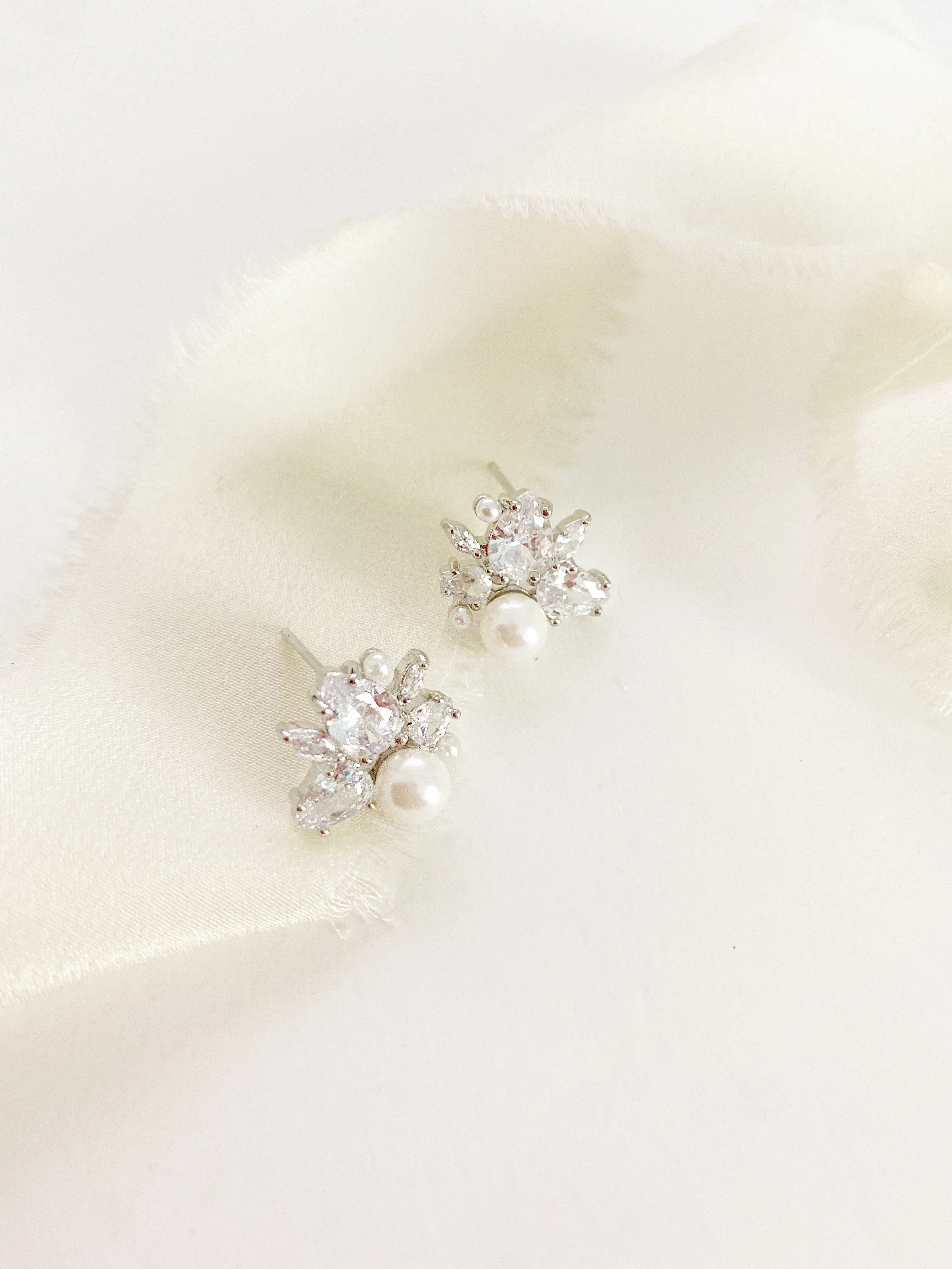 Adelia Pearl Stud Earrings