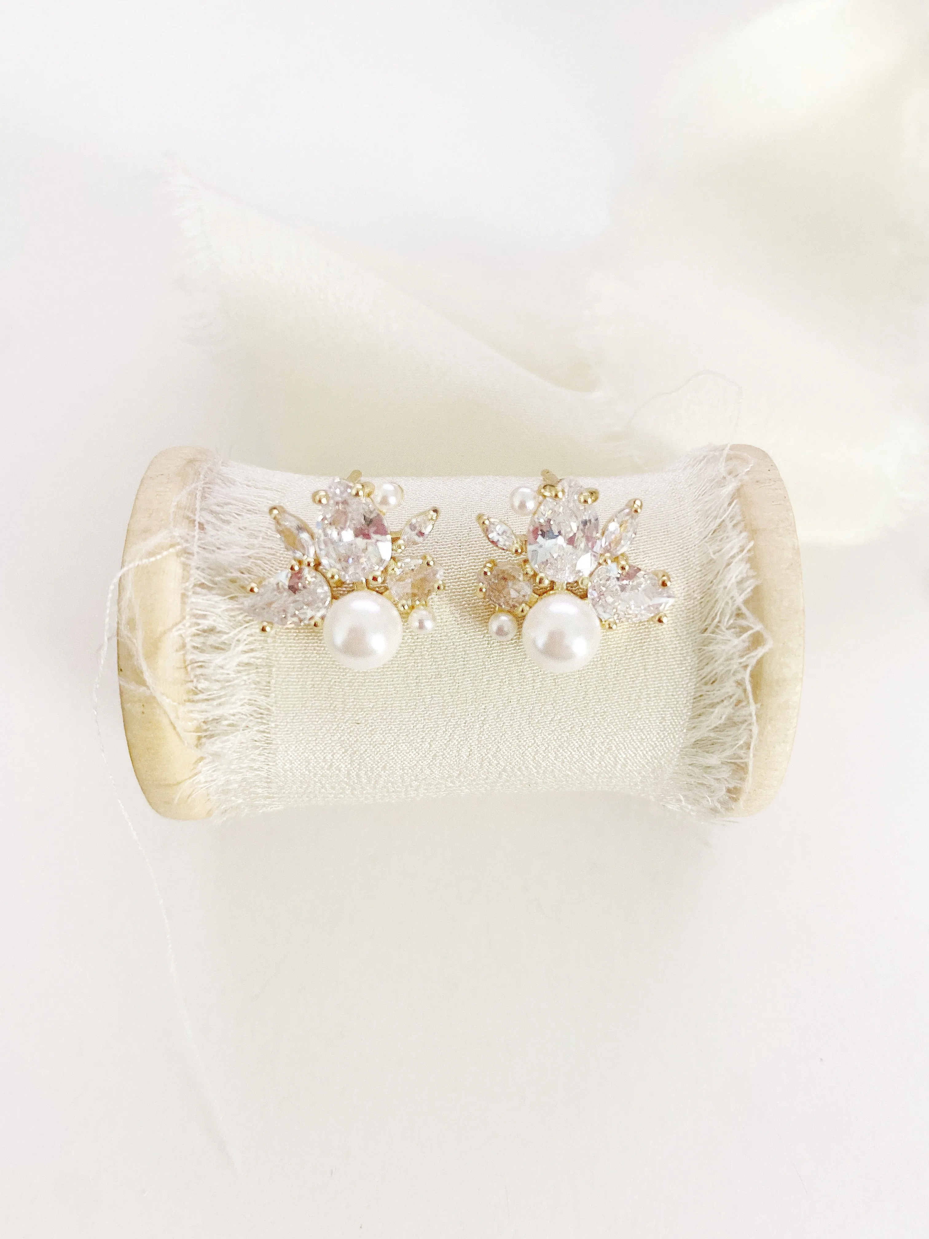Adelia Pearl Stud Earrings