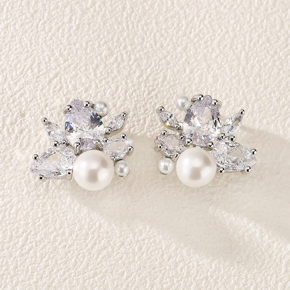 Adelia Pearl Stud Earrings