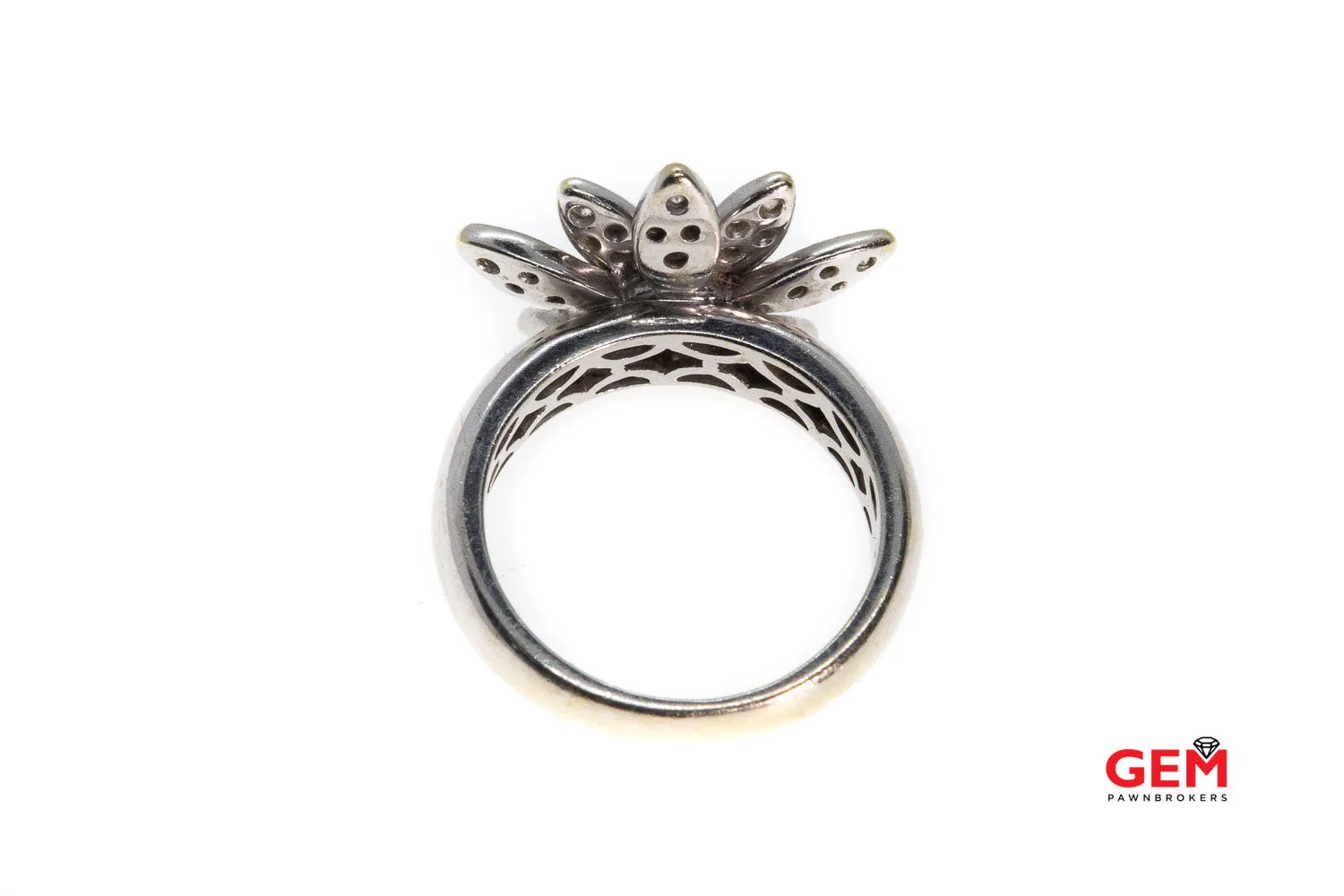 Diamond Flower Cocktail 18K 750 White Gold Cluster Star Ring Size 7