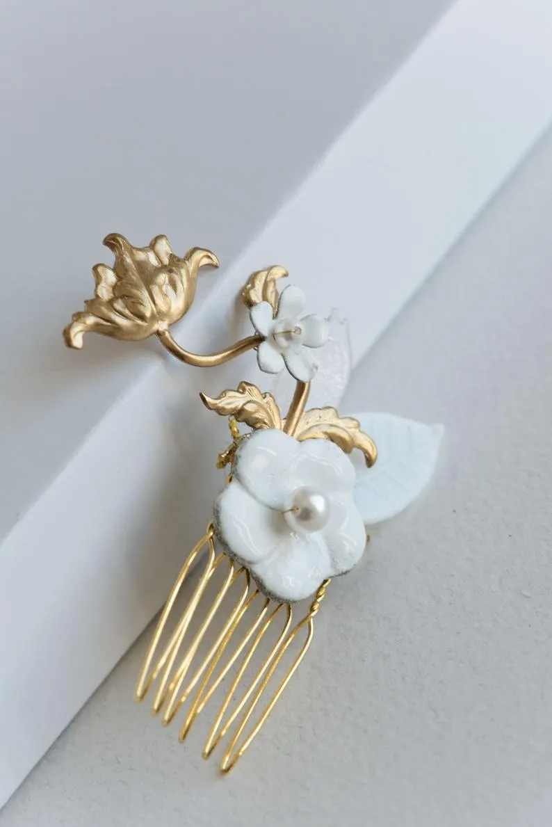 Floral hair comb with enameled flowers