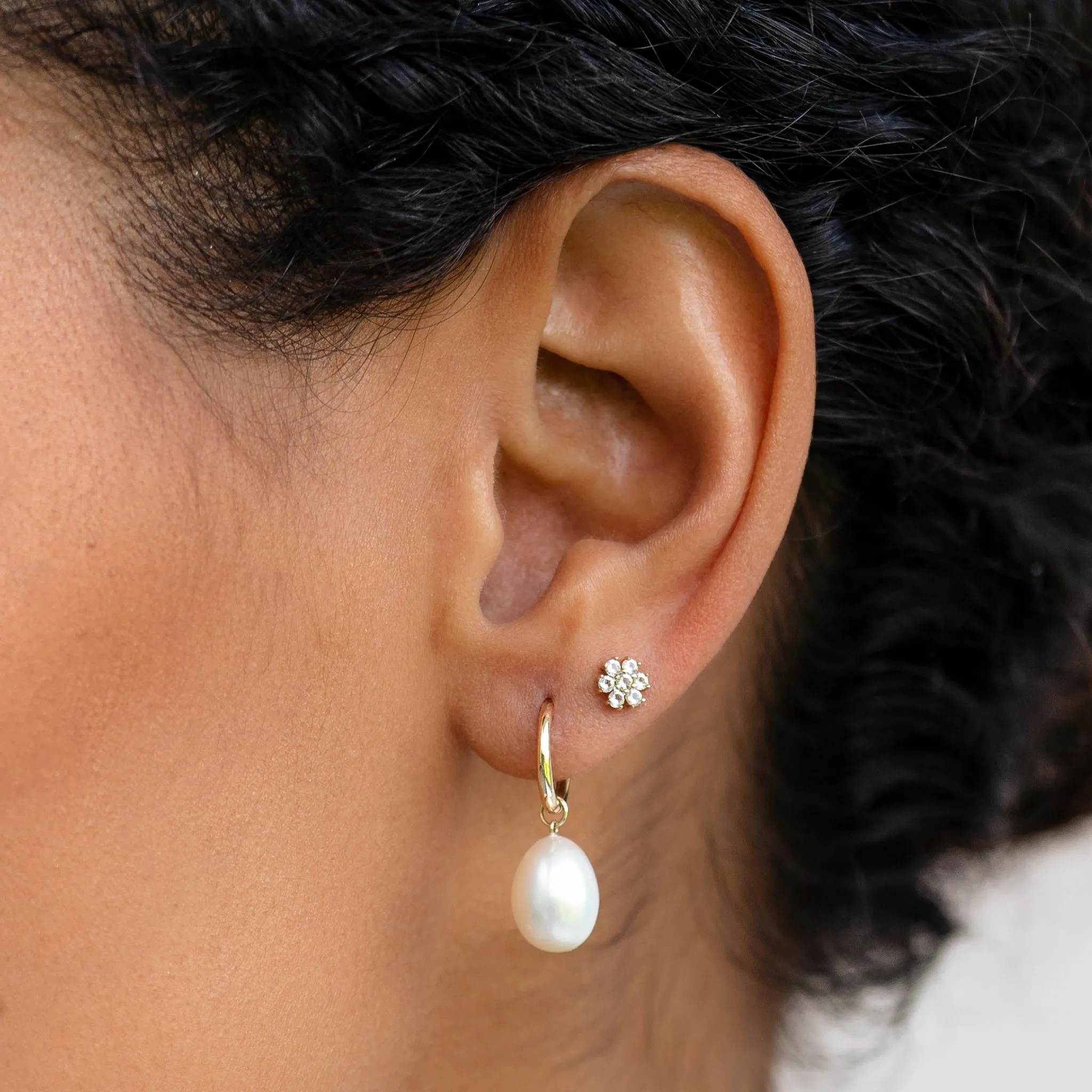 Flower Stud Earrings 14k Gold - Larissa
