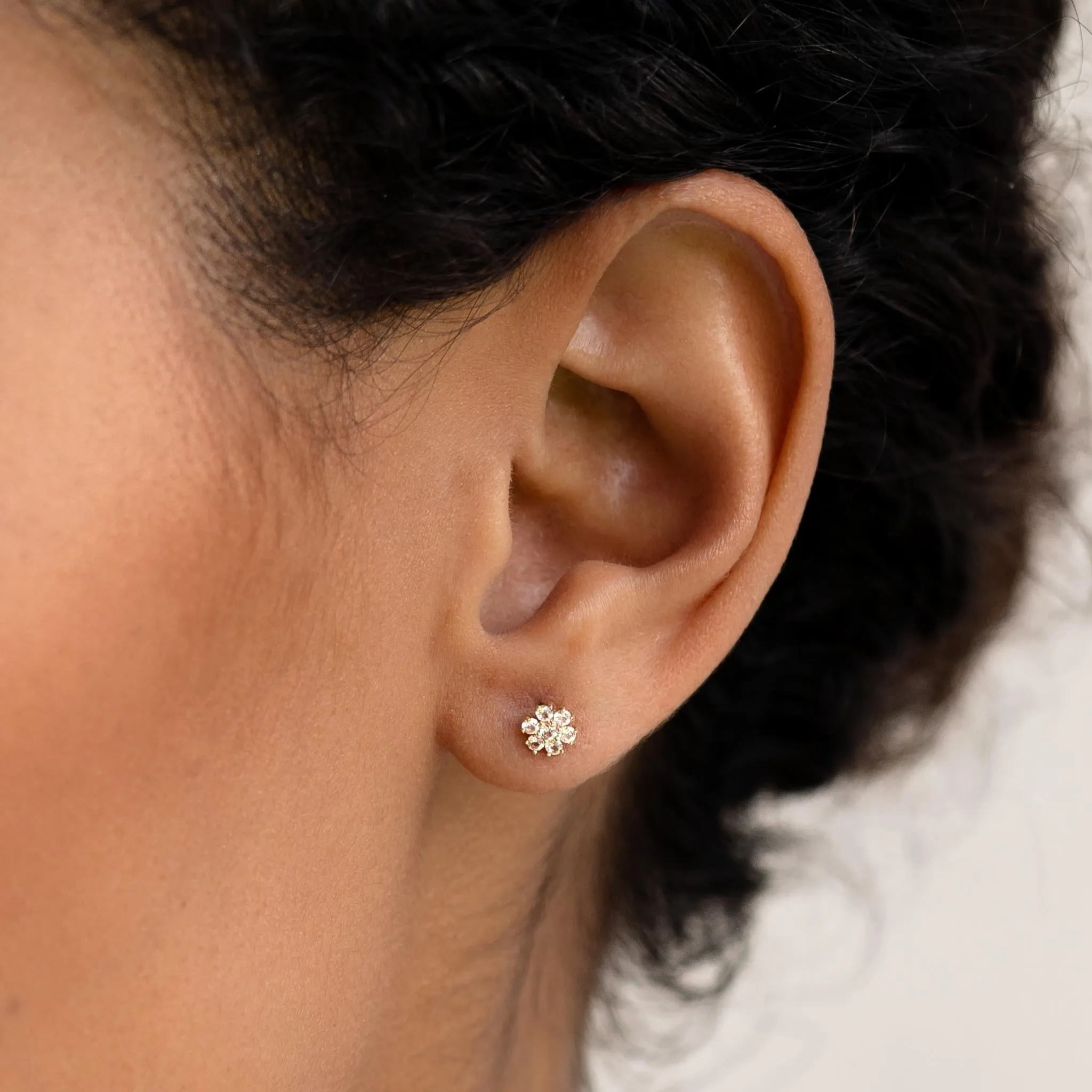 Flower Stud Earrings 14k Gold - Larissa
