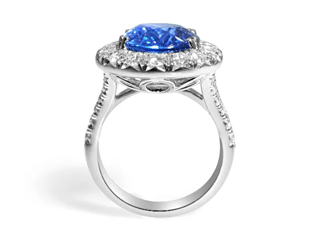 GIA Certified Ladies Diamond 6.89ct Tanzanite Ring