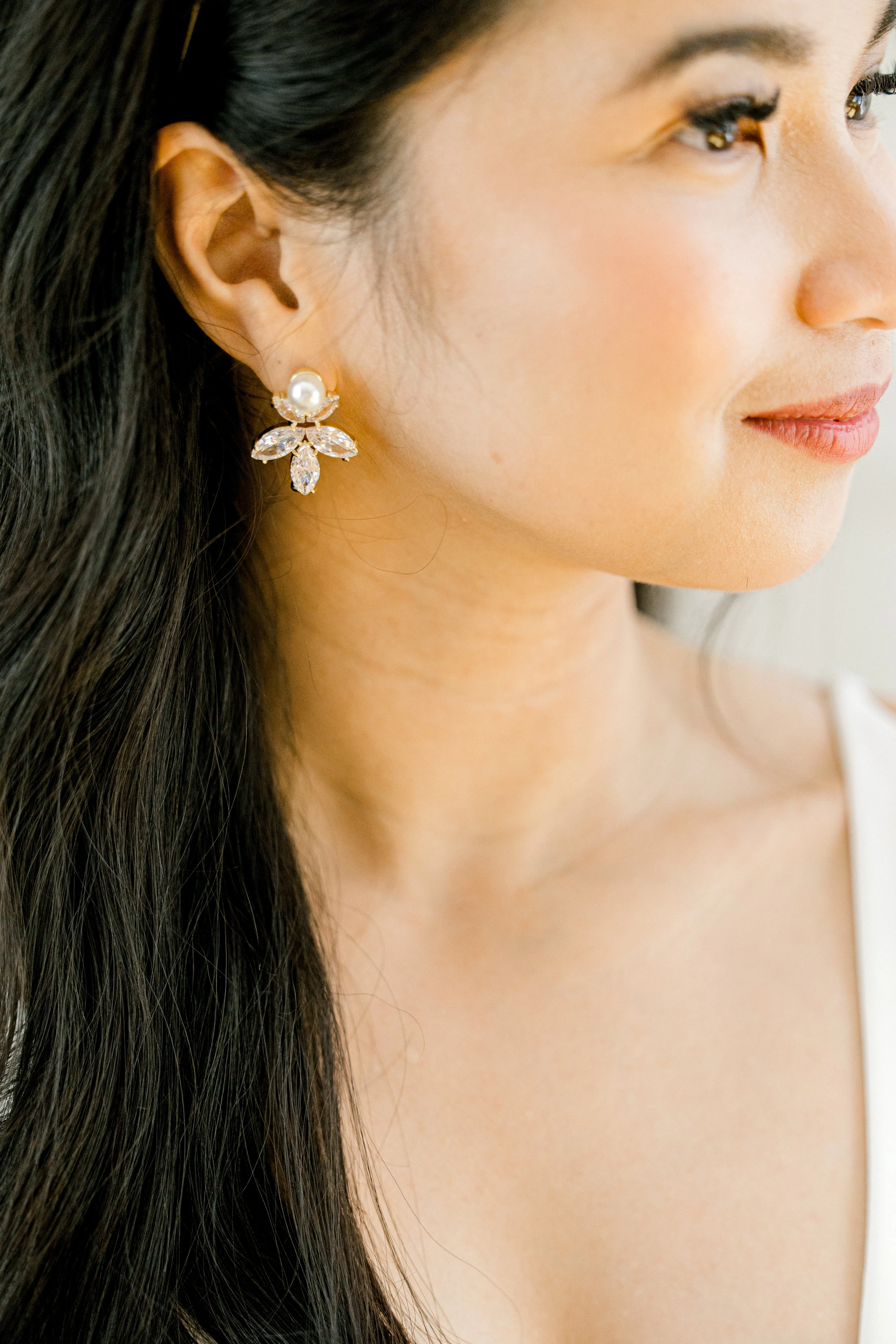 Marin Pearl Stud Earrings