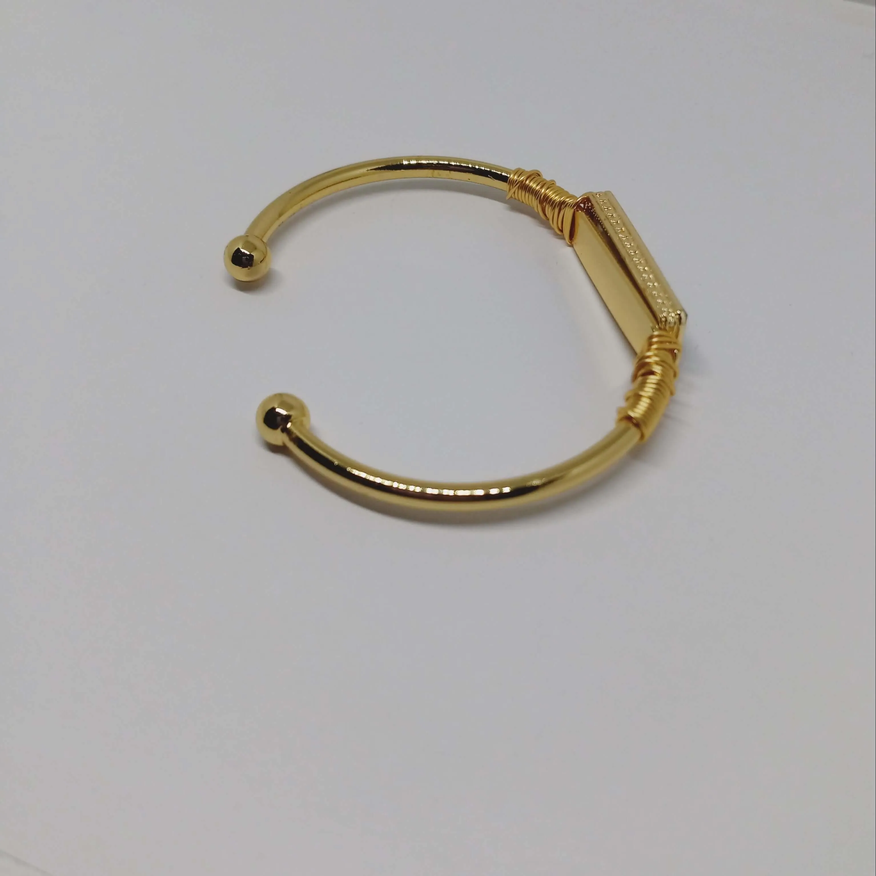 Natural Crystal Amethyst, Tiger Eye, Labradorite 18k Gold plated Bangle Bracelet