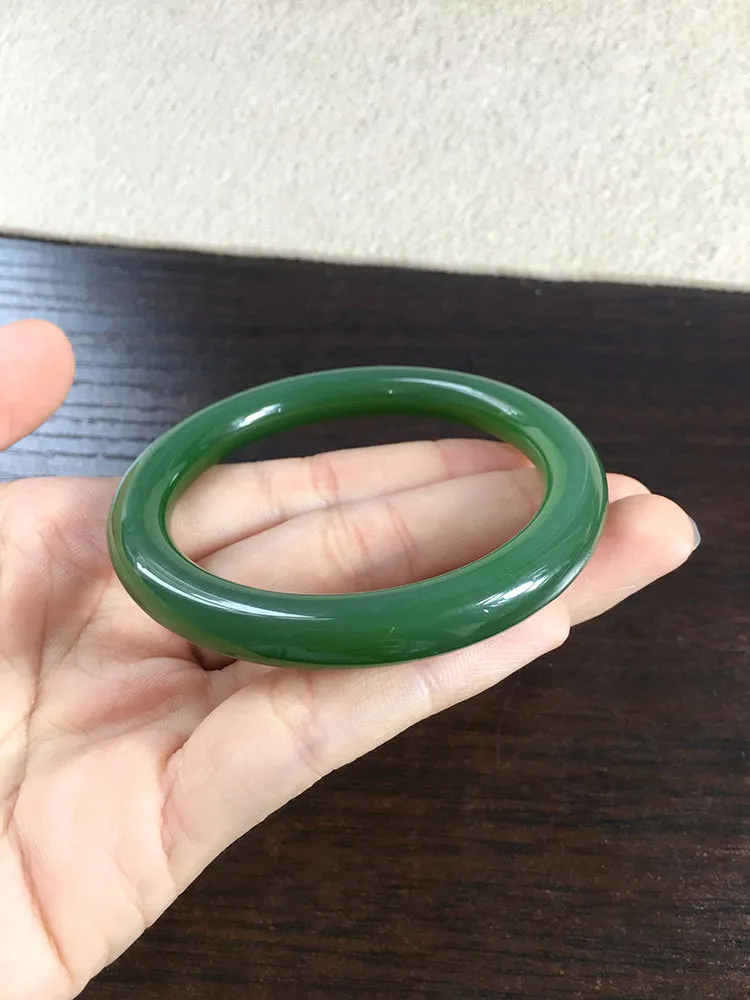 Natural Jade Bangle Nephrite Bangle Internal Diameter 53.4mm NBE041