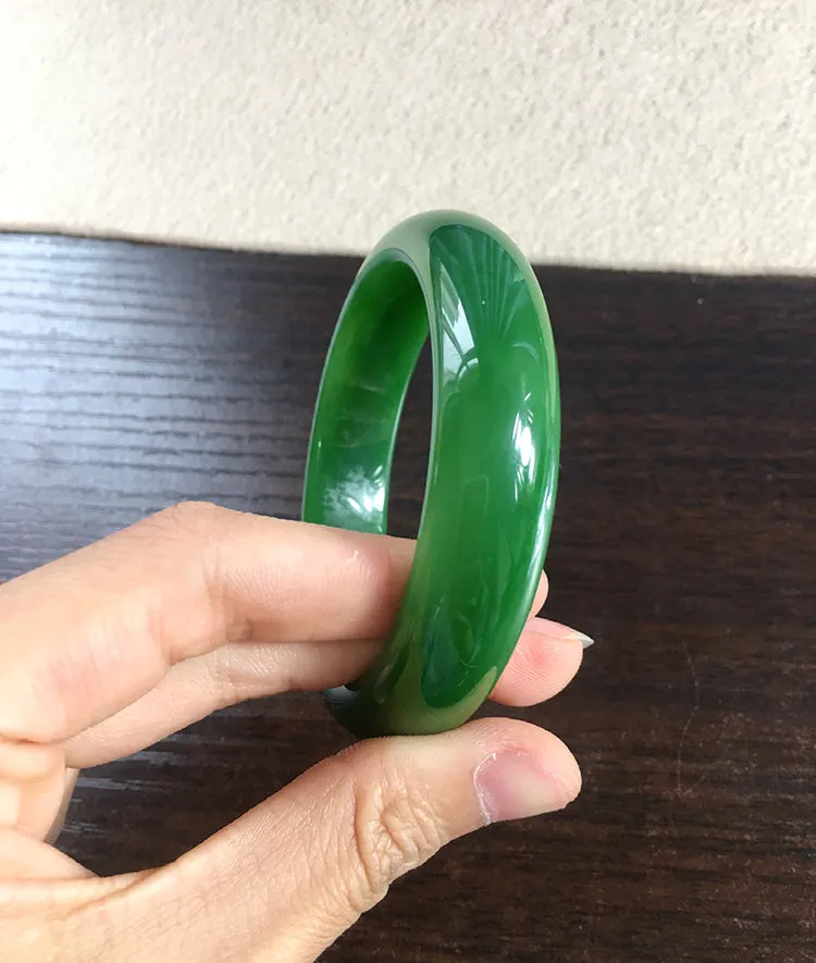 Natural Jade Bangle Nephrite Bangle Internal Diameter 57.8mm NBE044