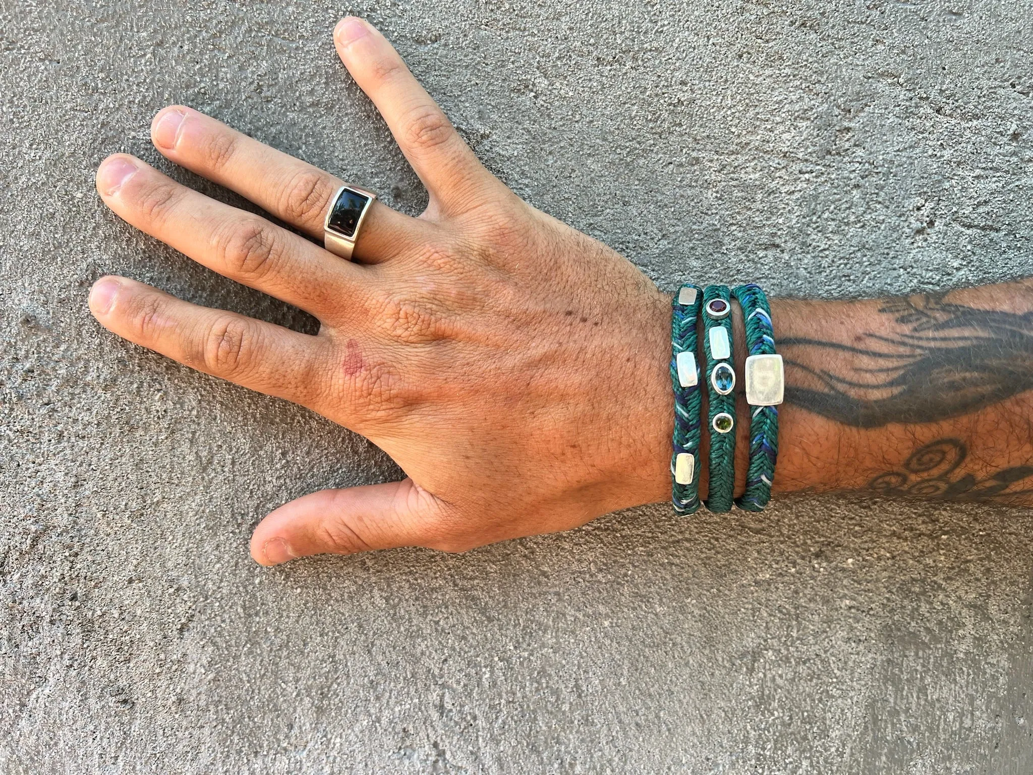 Quadrate Gem Stud Fishtail Button Bracelet in Mallard