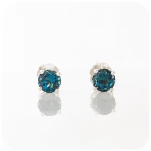 Round cut London Blue Topaz Stud Earrings - 5mm