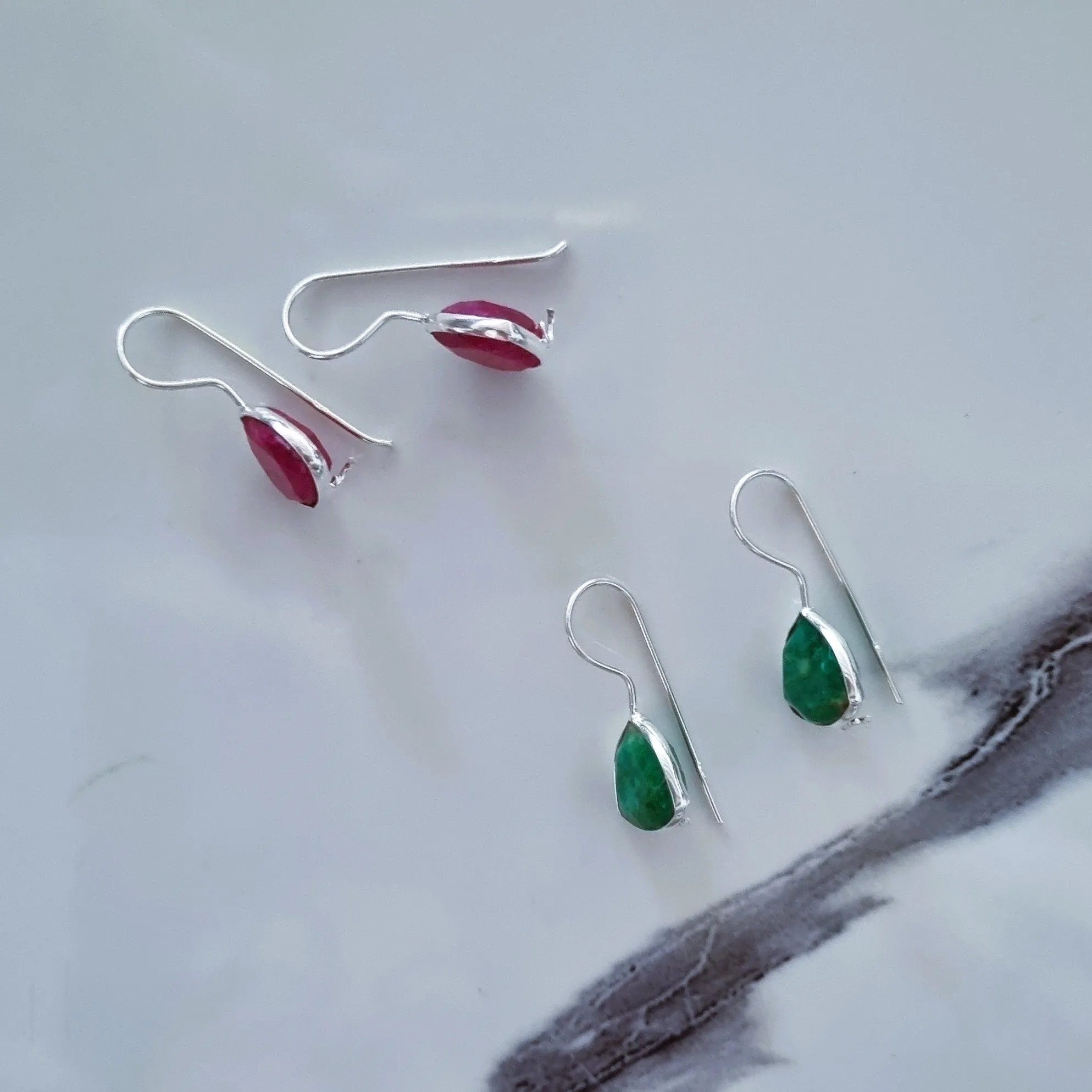 Ruby or emerald earrings (2 options)