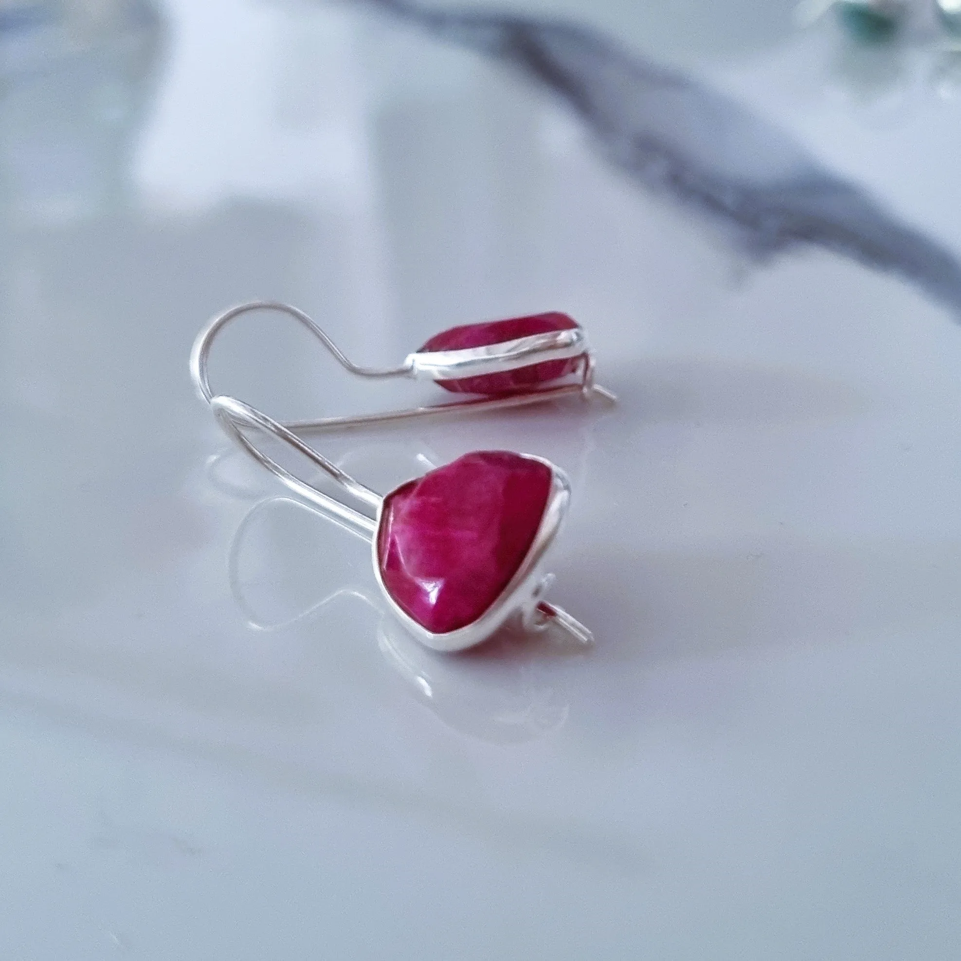 Ruby or emerald earrings (2 options)