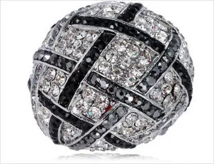 SILVER COCKTAIL RING