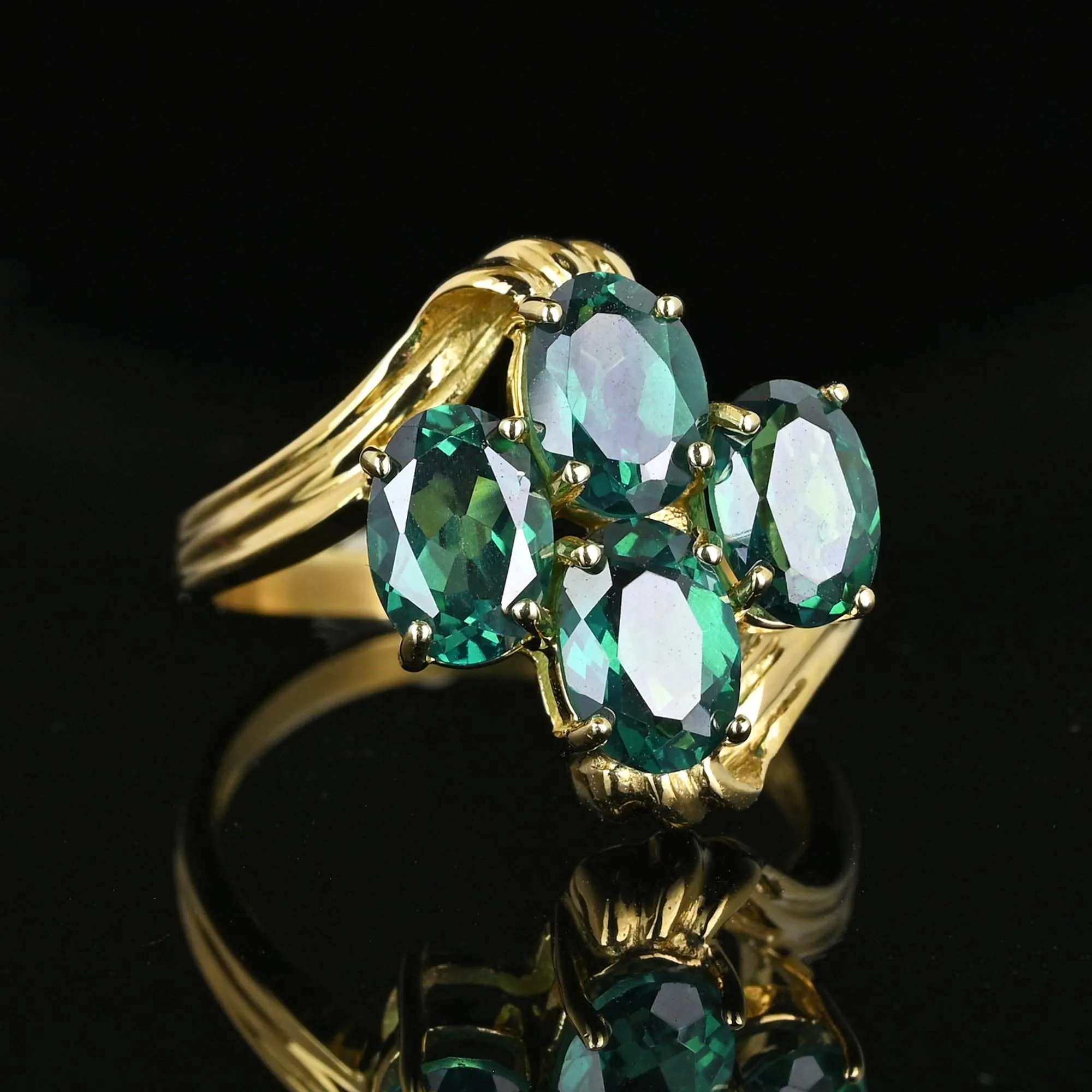 Vintage Gold Bypass Green Spinel Cluster Ring