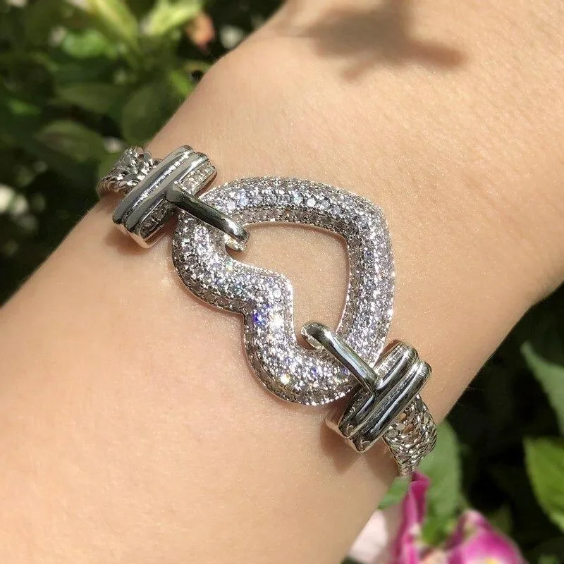 Zircon Embellished Heart Charm Bracelet